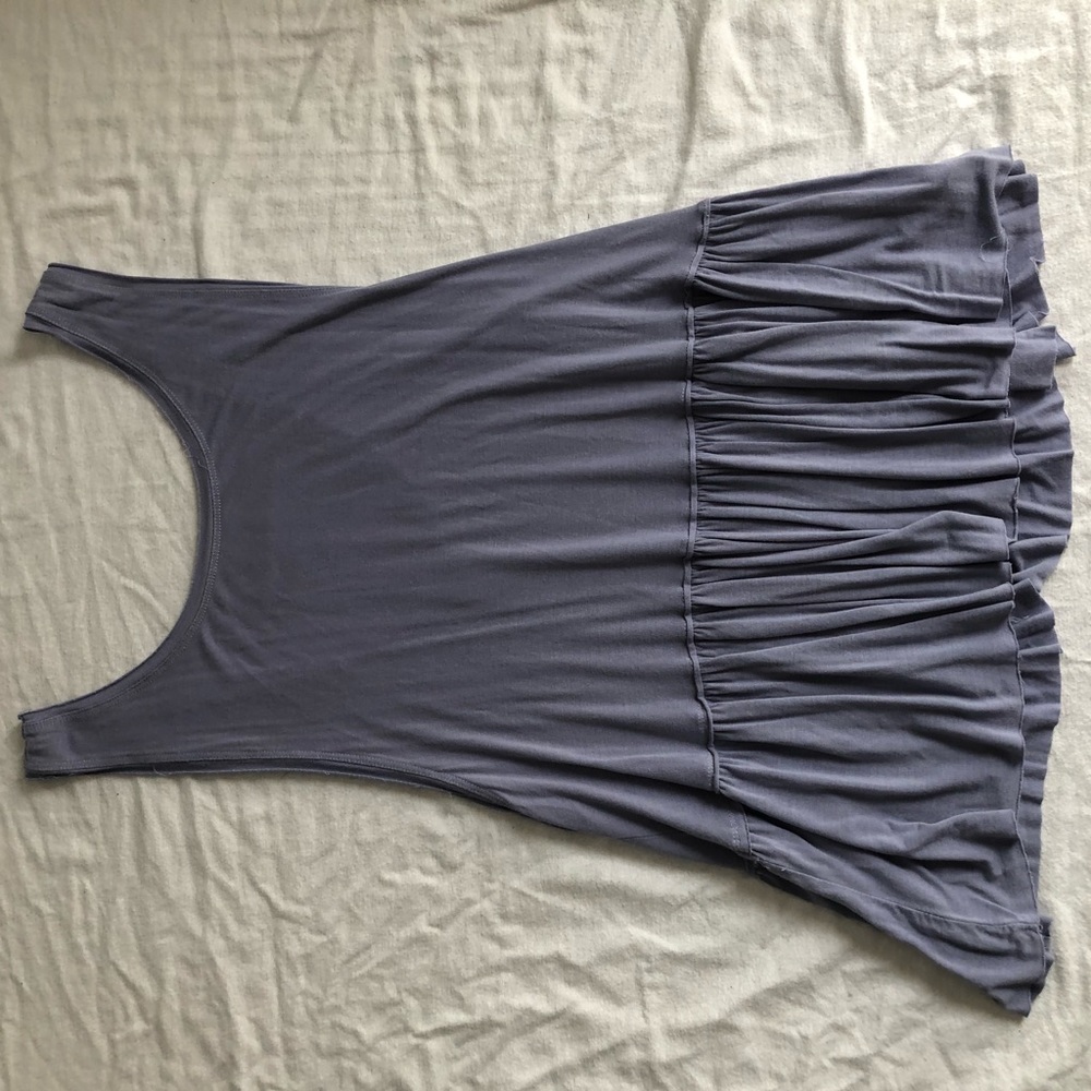 Flowy tank